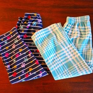 Duo of Fleece Pajama Bottoms Size 5T/Small/ 4/5